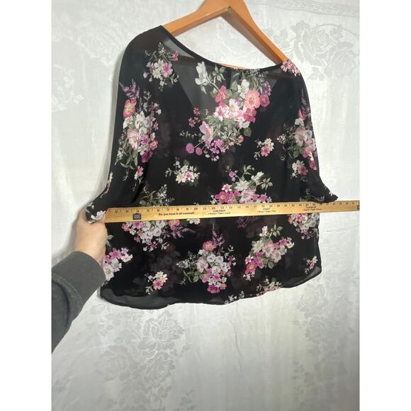 Torrid Top 2 2X Black Pink Floral Sheer Button Up Whimsigoth Fairy Goth Flowy - Picture 10 of 11